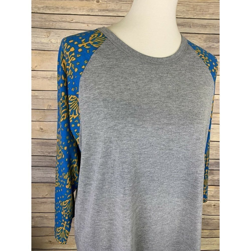 Lularoe Plus 2X Randy Raglan Gray Rounded Hem Blue - Picture 2 of 9
